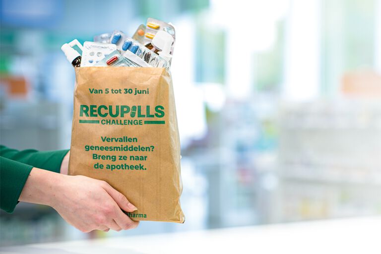 https://www.multipharma.be/dw/image/v2/BDGN_PRD/on/demandware.static/-/Library-Sites-MultipharmaSharedLibrary/default/dw1aec7936/Home/blog/Seasonal-Campaigns/2024%2006%20Recupills/recupils-981x654-nl.jpg?sw=768&sfrm=png