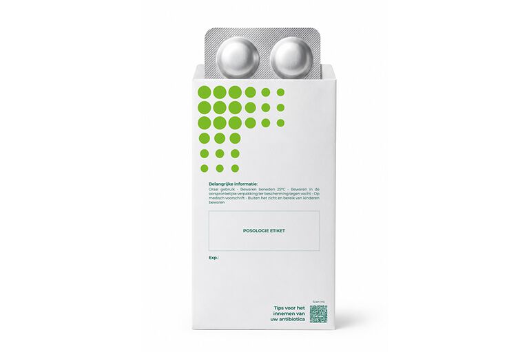 https://www.multipharma.be/dw/image/v2/BDGN_PRD/on/demandware.static/-/Library-Sites-MultipharmaSharedLibrary/default/dwfd151953/Home/blog/Antibiotica/antibio-981x451-nl.jpg?sw=768&sfrm=png
