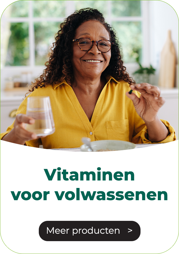 https://www.multipharma.be/dw/image/v2/BDGN_PRD/on/demandware.static/-/Library-Sites-MultipharmaSharedLibrary/default/dwe4cf5fe3/Home/blog/Seasonal-Campaigns/2025%2010%20Winter%20essentials/cartelette-vitamines-1-nl.png