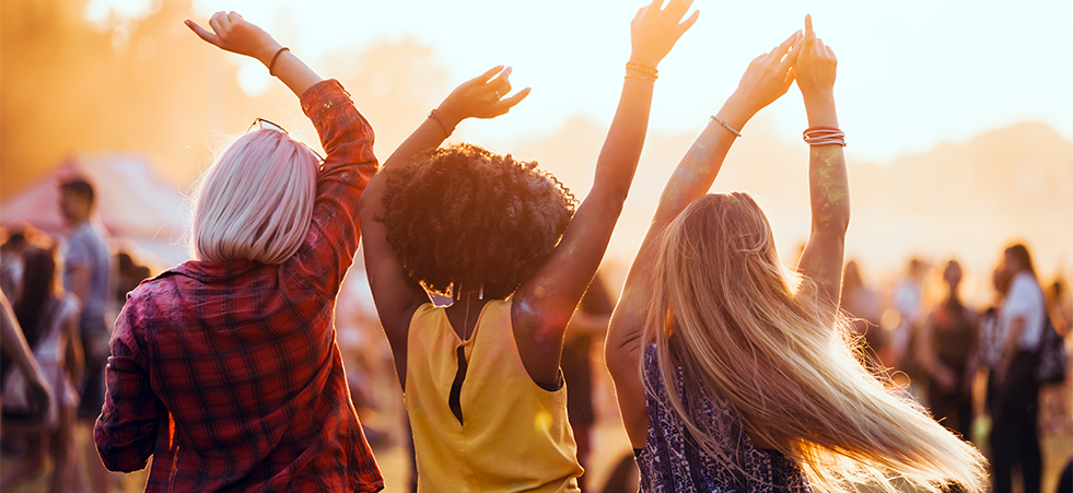 https://www.multipharma.be/dw/image/v2/BDGN_PRD/on/demandware.static/-/Library-Sites-MultipharmaSharedLibrary/fr_BE/dw1dbacb7d/Home/Category%20Landing%20Page/Reisapotheek/festival-981x451.png