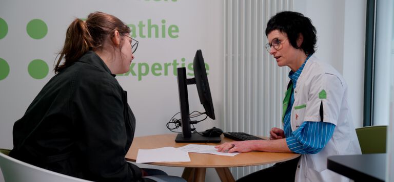 https://www.multipharma.be/dw/image/v2/BDGN_PRD/on/demandware.static/-/Library-Sites-MultipharmaSharedLibrary/fr_BE/dw41b214aa/Home/Homepage%20R&G/HR%20jobsite/EDIT%20Hoboken%20.00_00_39_12.Still007.jpg?sw=768&sfrm=png