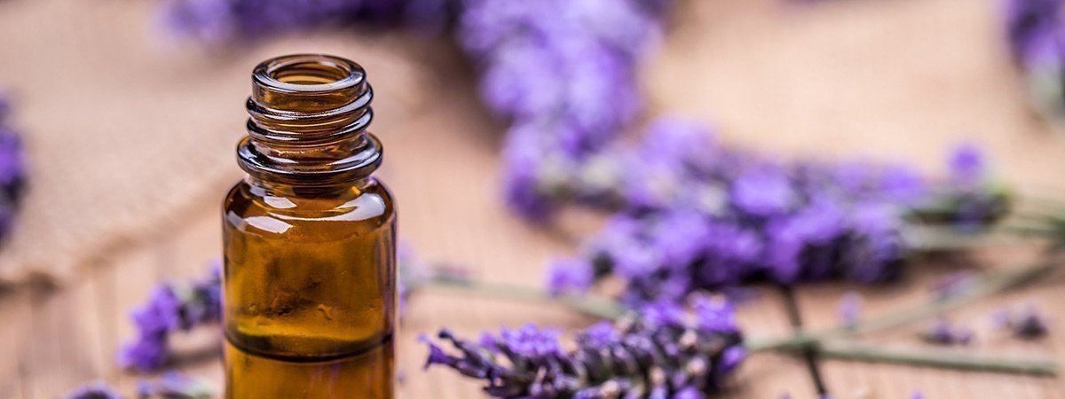 achterlijk persoon stil Niet verwacht Aromatherapie: oliën die pijn verlichten